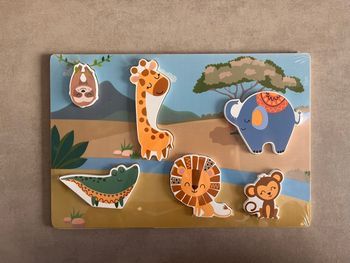 Jeu puzzle en bois à encastrer Gifi