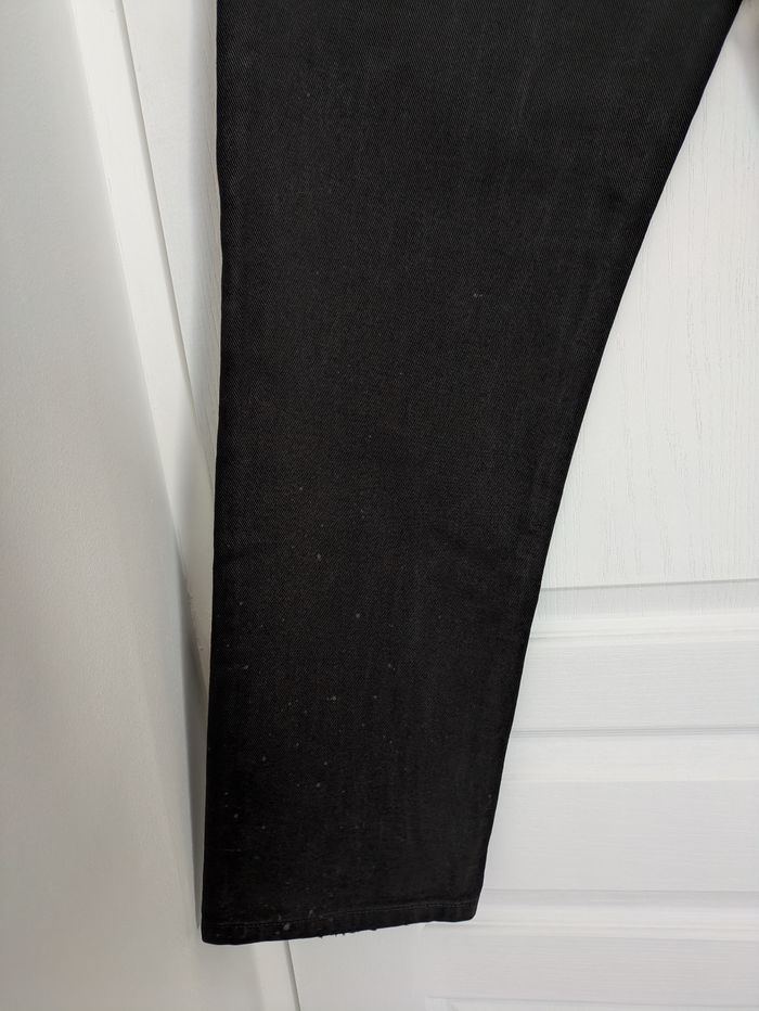 Jean droit noir - Valentino - taille 34 (FR 44) - photo numéro 5