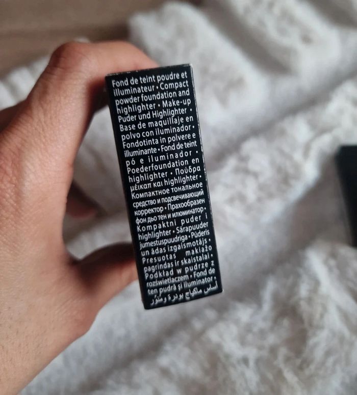 Fond de teint compact teint couture Givenchy - photo numéro 14