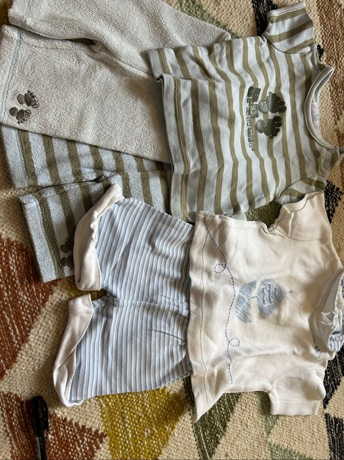 Lot vêtements été 1 mois