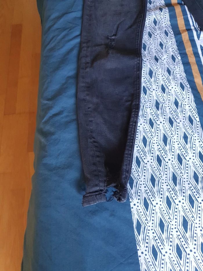 Jean noir - photo numéro 2