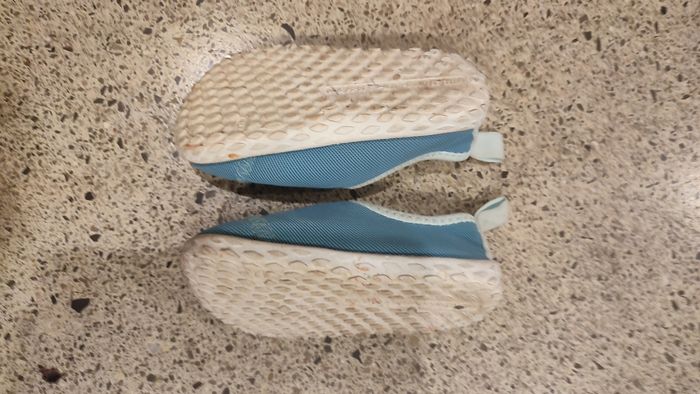 Chaussure piscine - photo numéro 3