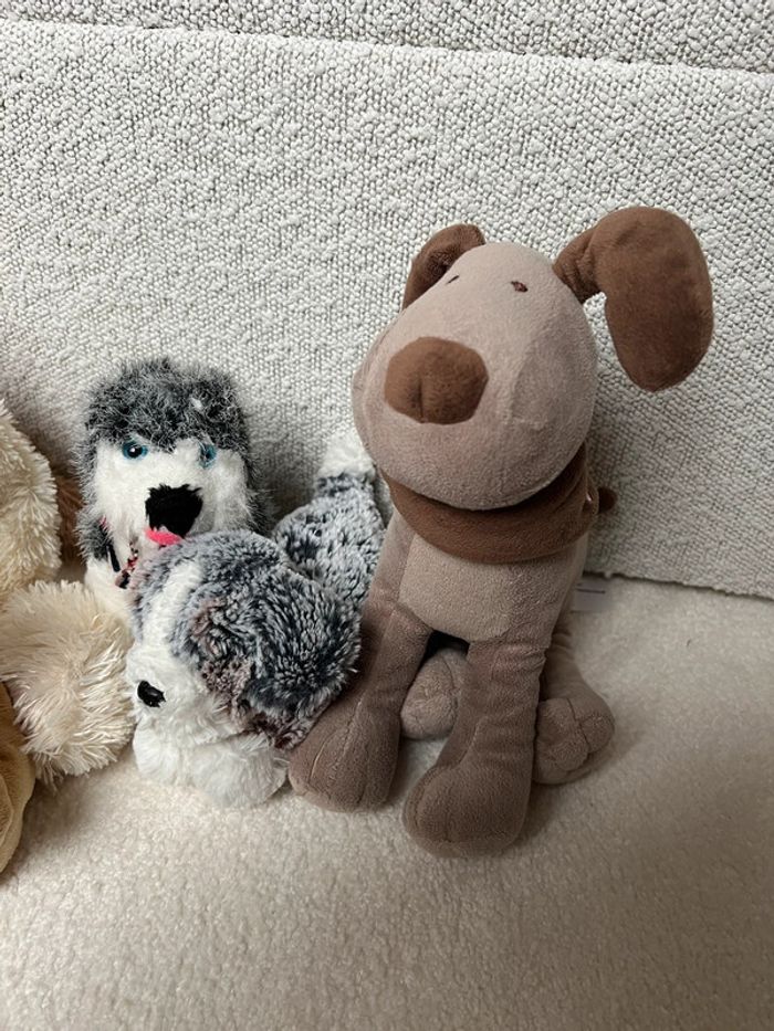 Lot de 5 peluches chiens - photo numéro 2