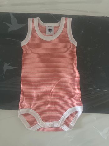 Lots de bodys  bébé garçon