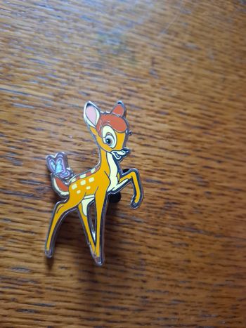 Pins disney