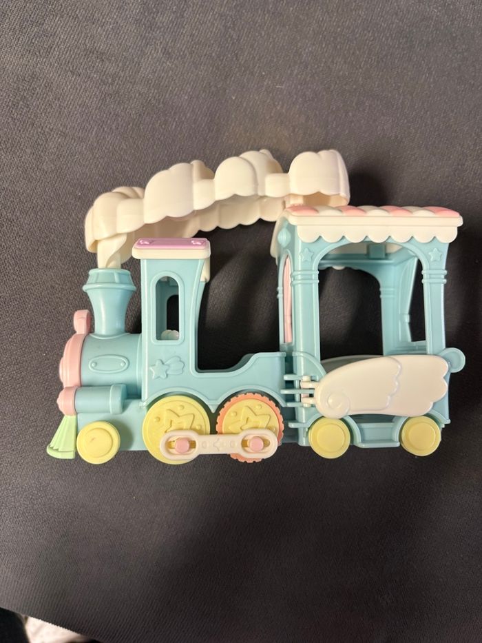 Petit train à vapeur Sylvanian comme neuf - photo numéro 2