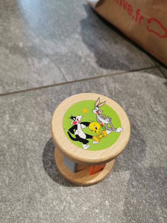 Hochet en bois Looney Tunes - photo numéro 2