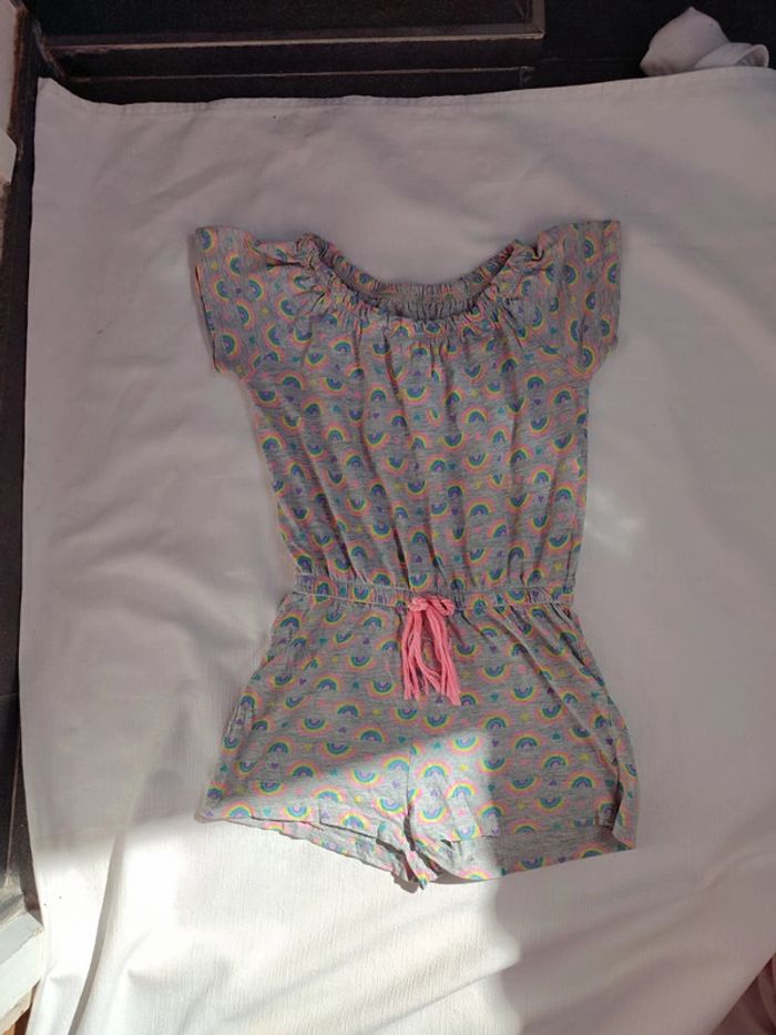 Combinaison short 4/5 ans - photo numéro 2