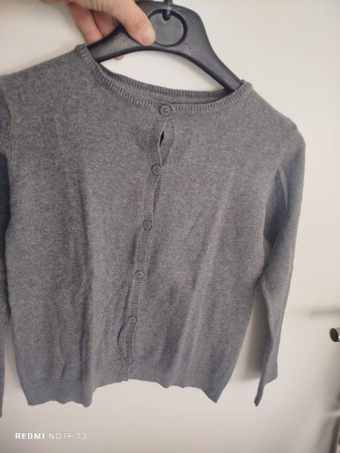 #kytie6ansfille. Gilet manches longues taille 6 ans