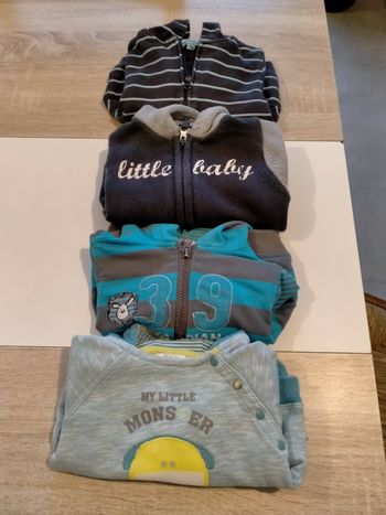 Lot de 3 gilets et 1 pull 6 mois