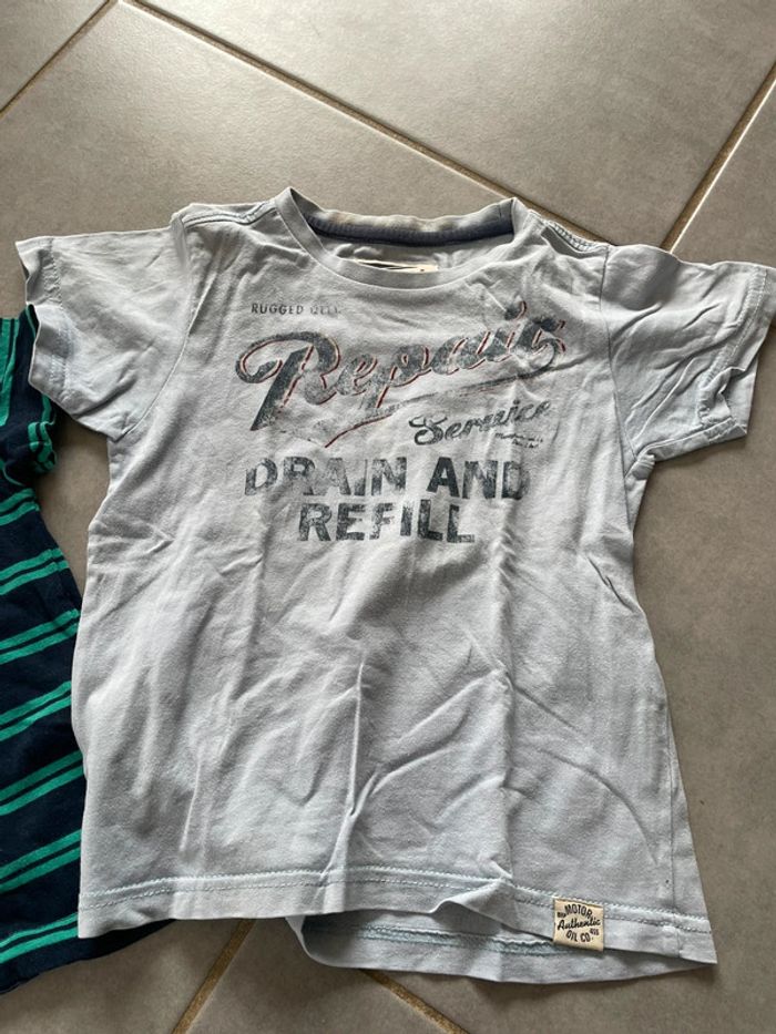 2 tee shirt 4 ans - photo numéro 3