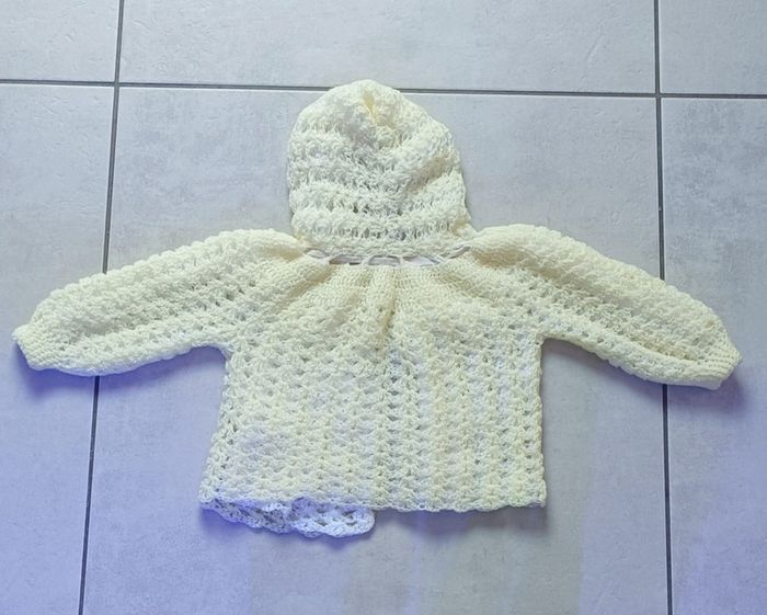 Gilet avec capuche fait main - 24 mois - photo numéro 4