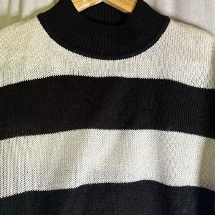 Pull rayé - photo numéro 2
