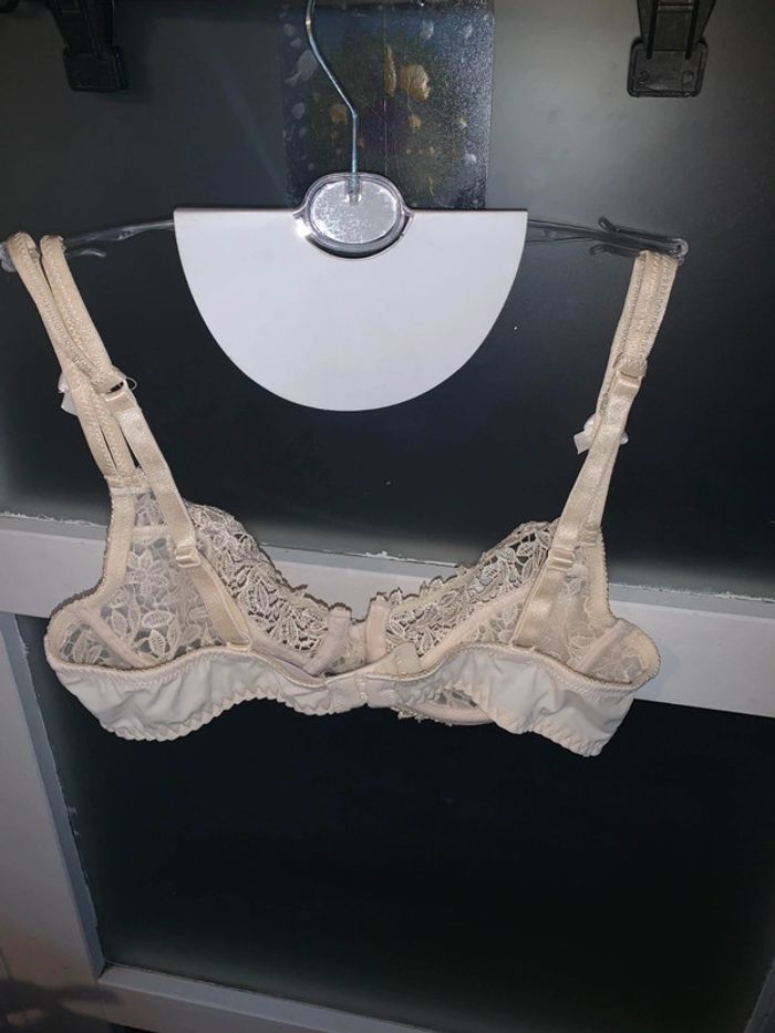 Soutien gorge taille 90 b - photo numéro 2
