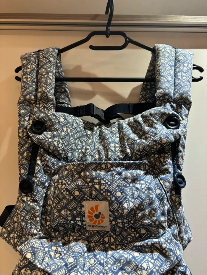 Porte-bébé ergobaby 360 Batik Indigo - photo numéro 4