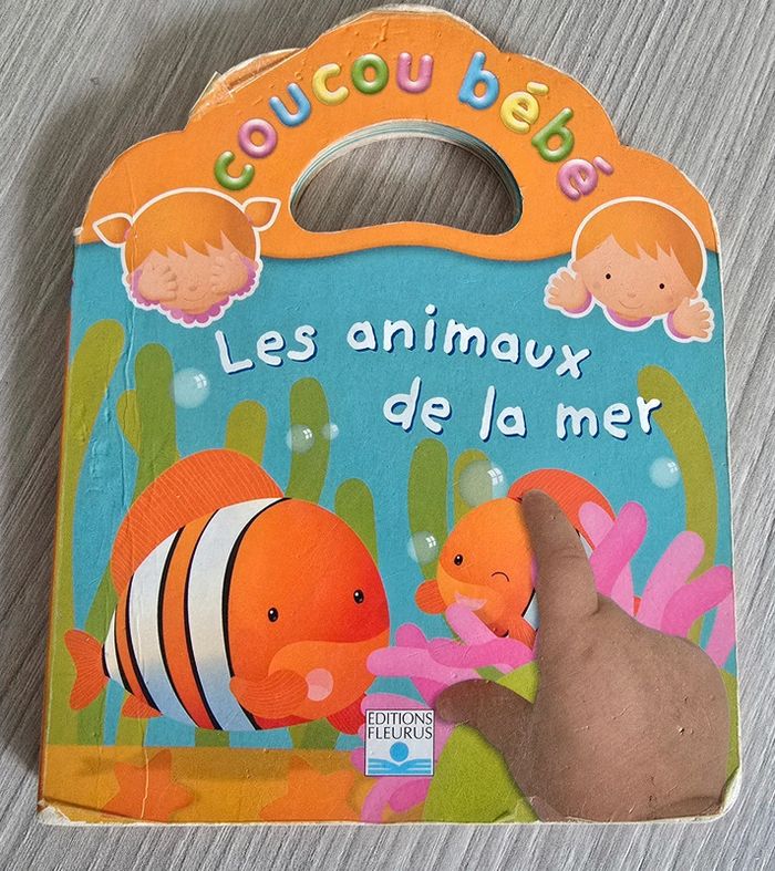 Livre coucou bébé les animaux de la mer