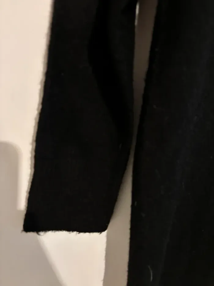 Jolie robe d hiver noir à paillettes La City taille 38/M - photo numéro 4