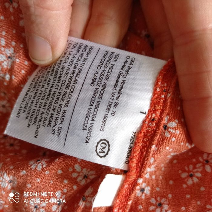 Robe rouge à fleurs t38 - photo numéro 8