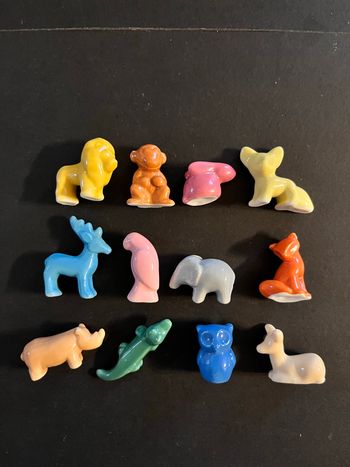 Collection fèves les animaux colorés