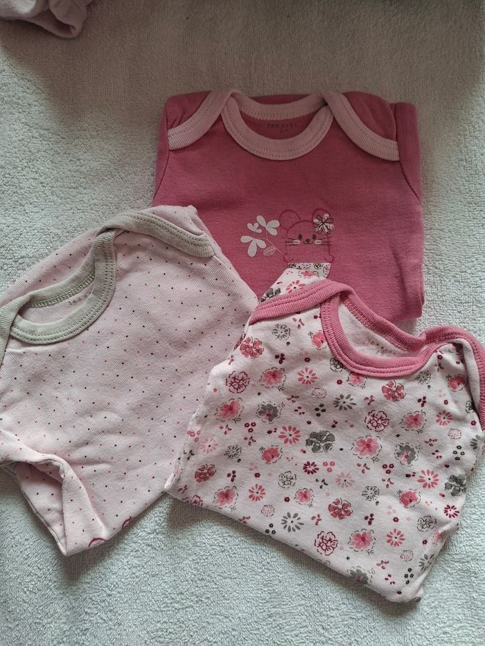 Lot de 3 bodies 3 mois