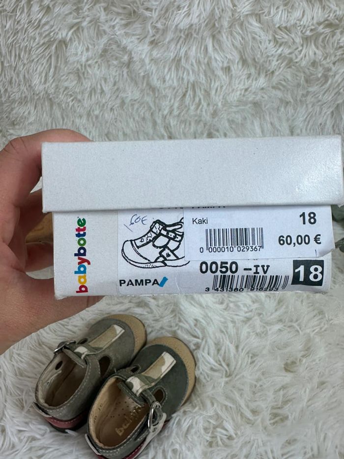 Paire de chaussures Babybotte taille 18 - photo numéro 8