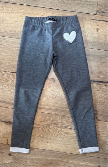 ✨ Très joli pantalon enfant 10 ans – Parfait état ✨