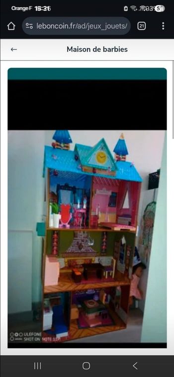 Maison de poupees/barbie et accessoires