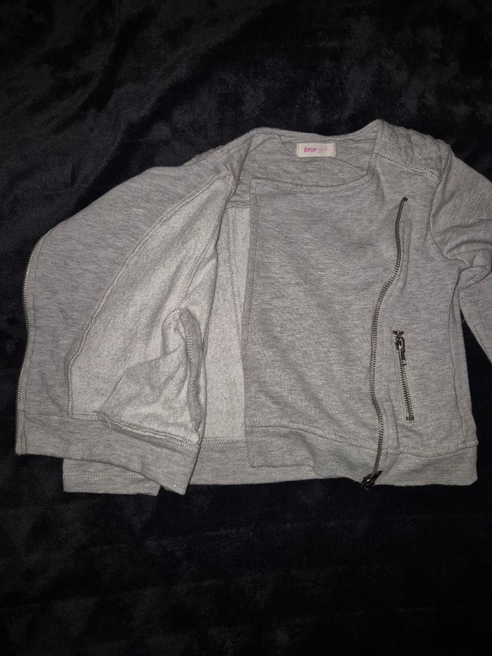 Gilet pailleté - photo numéro 5