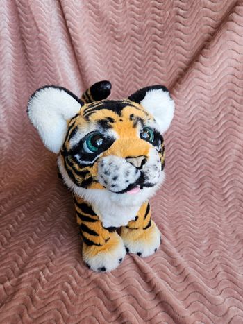 Jouet tigre interactif furreal peluche