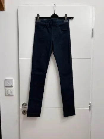 Jean Acne 🌸 26 / 32