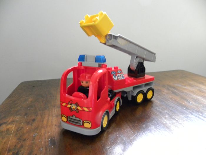LEGO Duplo Ensemble Pompier - photo numéro 7