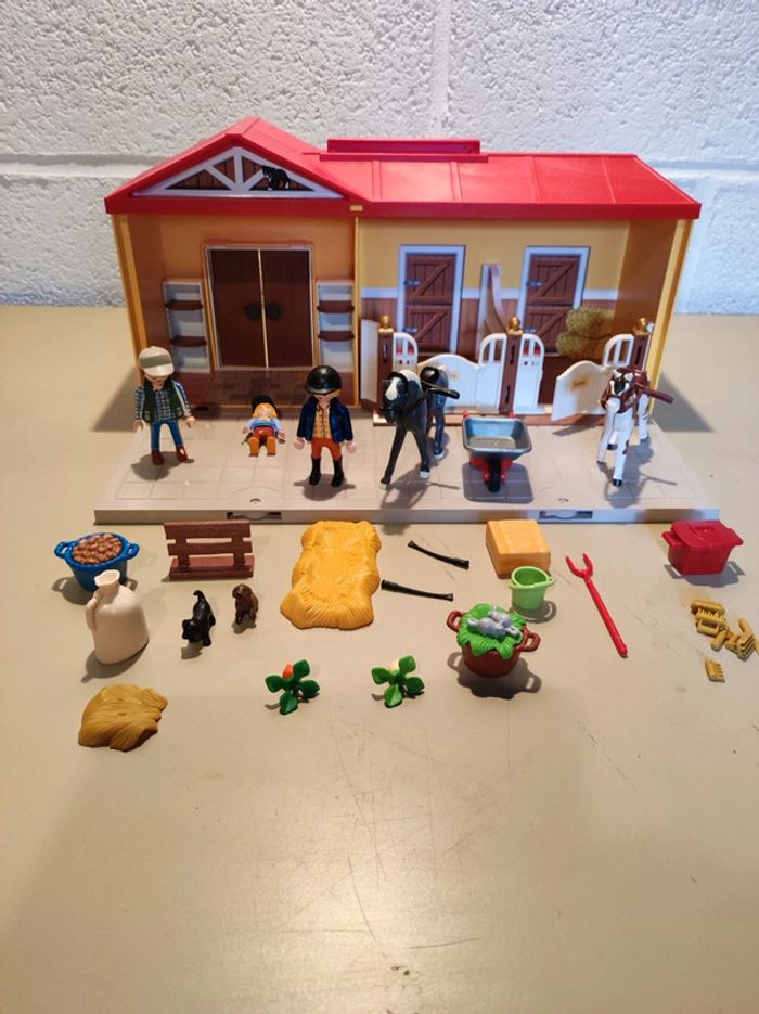 Écurie portable playmobil