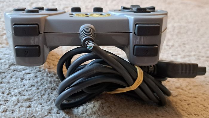 🎮 Manette Gamester grise Sony PlayStation 1 PS1 - photo numéro 3