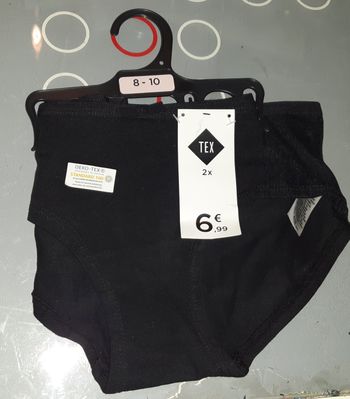 2 culottes fille Taille 8-10 ans Tex