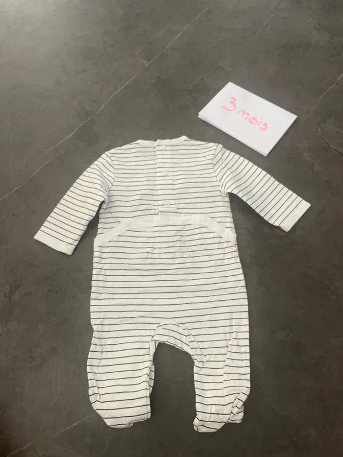 Pyjamas - photo numéro 2