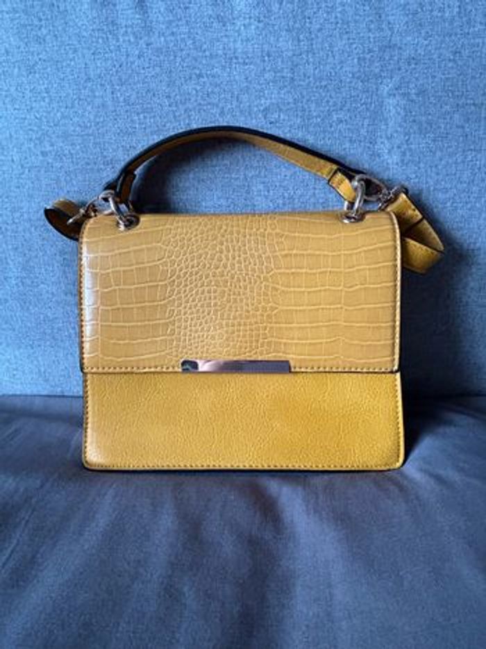 Sac à main avec bandoulière - photo numéro 2