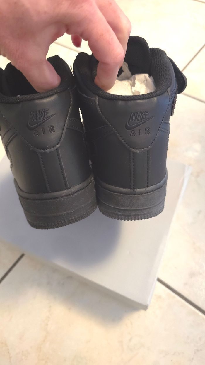 (Neuves non portées) 🏷🥰😍 superbes  baskets NIKE  AIR FORCE ONE Pointure 37.5 unisex 😍🥰 - photo numéro 7