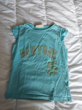 Tee-shirt fille taille 8ans