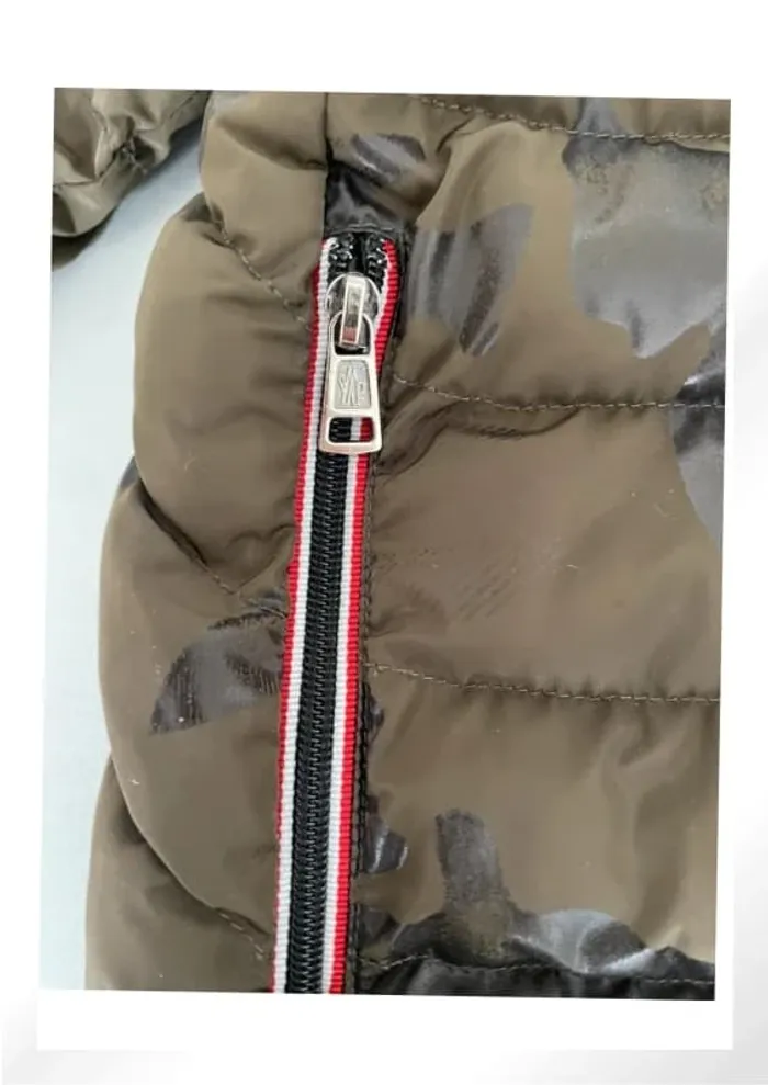 Doudoune Moncler garçon - photo numéro 3