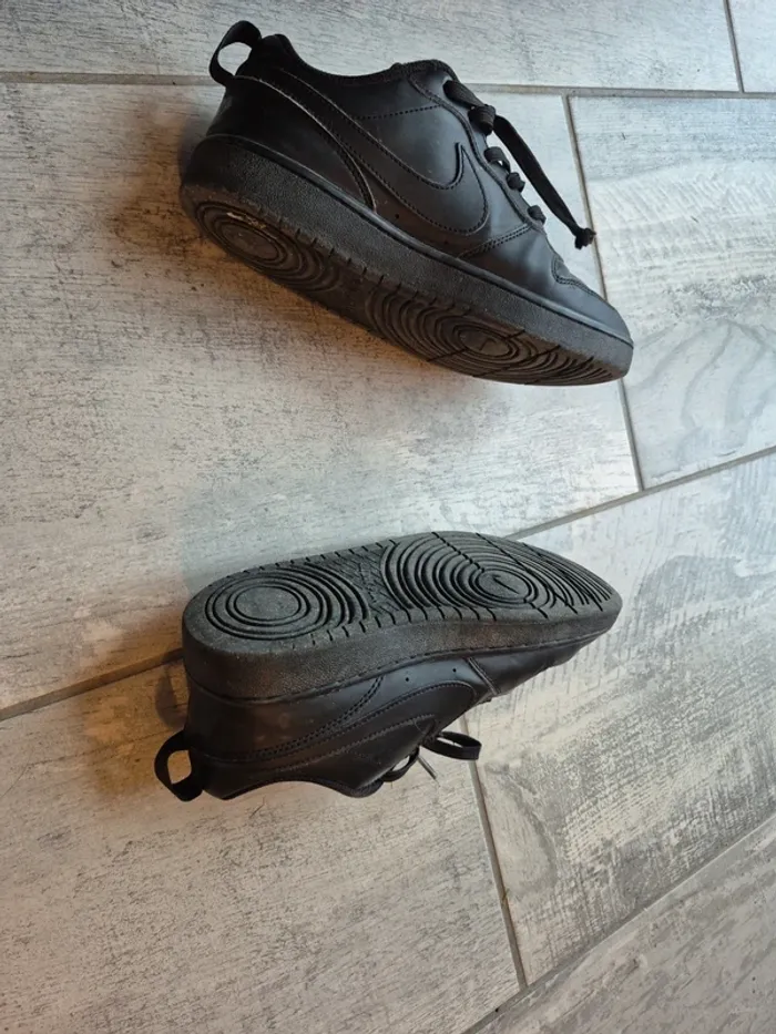 Basket nike t 40 - photo numéro 5