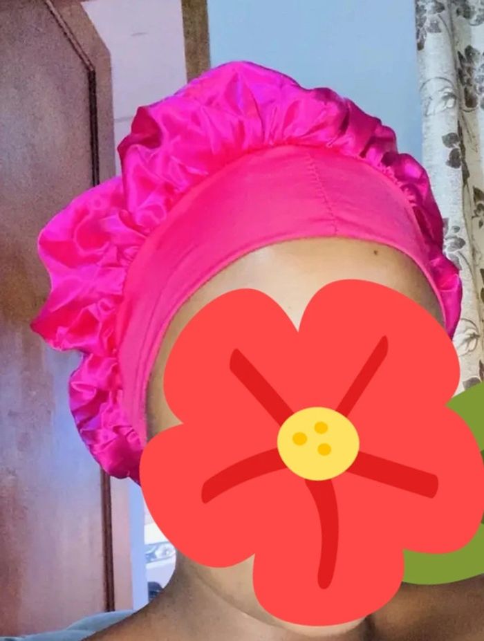 Bonnet Satiné de Nuit Neuf