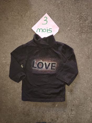 Sous pull "love" 3 mois