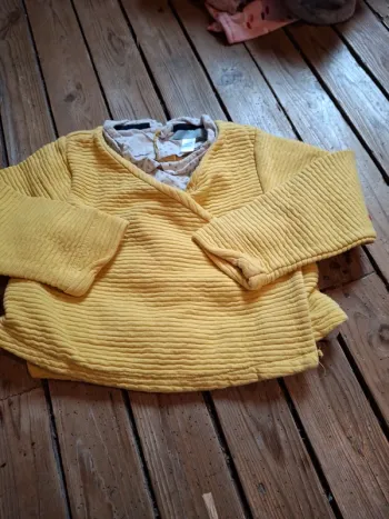 Haut taille 23 mois