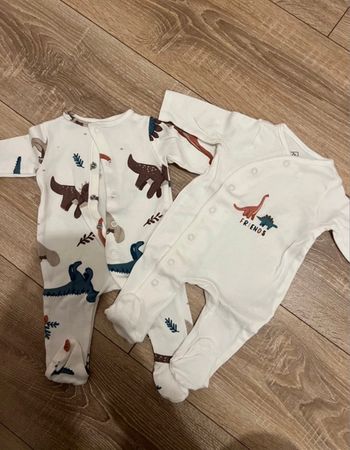 Lot pyjamas dinosaures