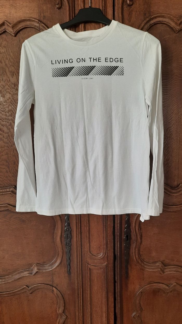 T-shirt kiabi taille XS - photo numéro 2