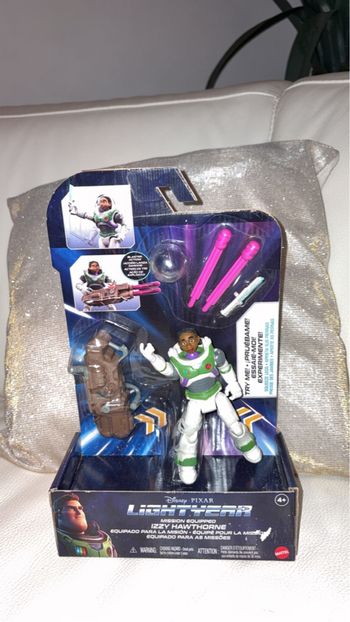  Mattel - Figurine Disney Pixar Lightyear Izzy Hawthorne - Neuf