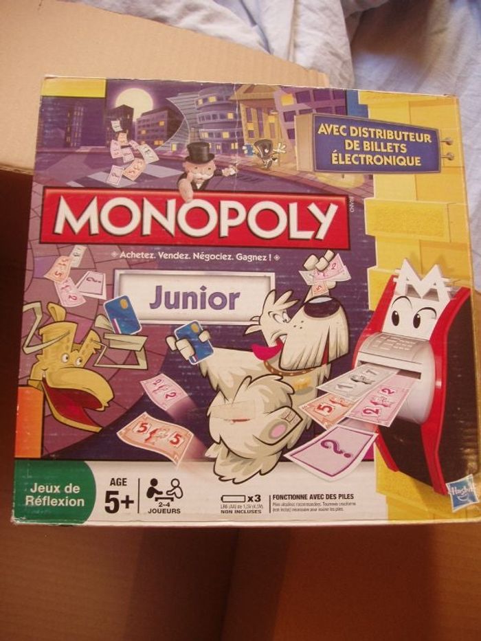 Monopoly Junior avec distributeur de billets électronique