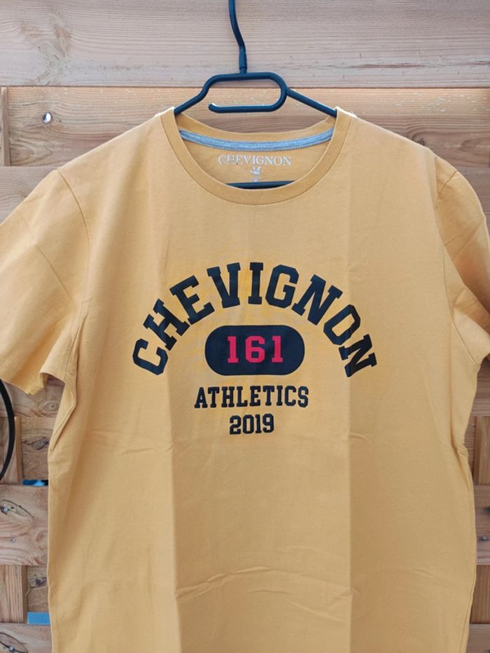 T-shirt Chevignon taille M - photo numéro 2
