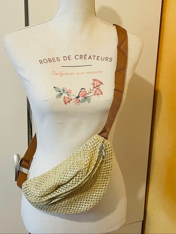 Magnifique sac banane neuf