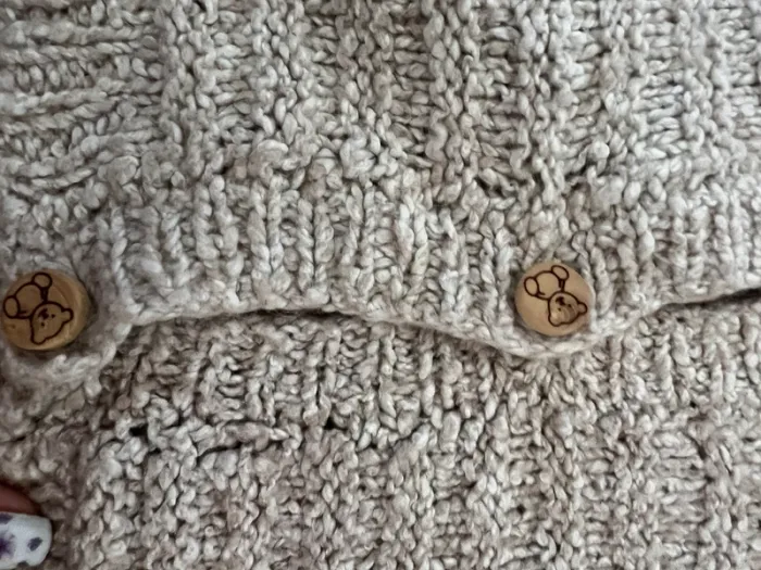 Gilet beige fait main 18 mois - photo numéro 5